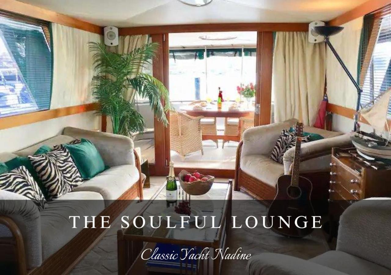 Classic Yacht Nadine In Poole Harbour, Dorset, With A Hot Tub Jacuzzi 외부 사진