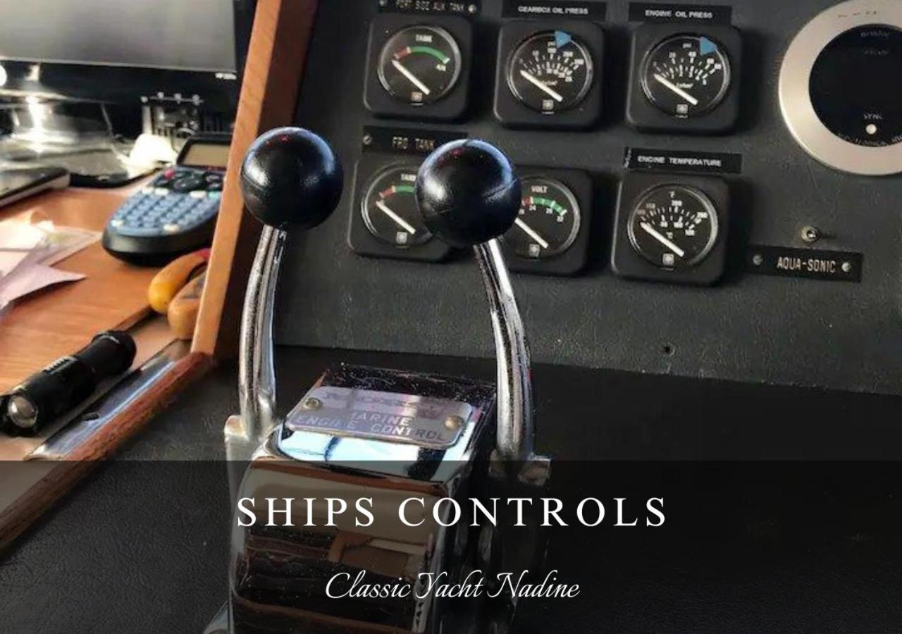 Classic Yacht Nadine In Poole Harbour, Dorset, With A Hot Tub Jacuzzi 외부 사진